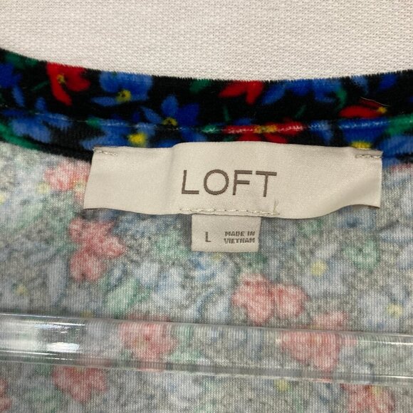 LOFT Navy Red Ditsy Floral V Neck Velvet Lightweight Comfy Blouse Large - Picture 2 of 9
